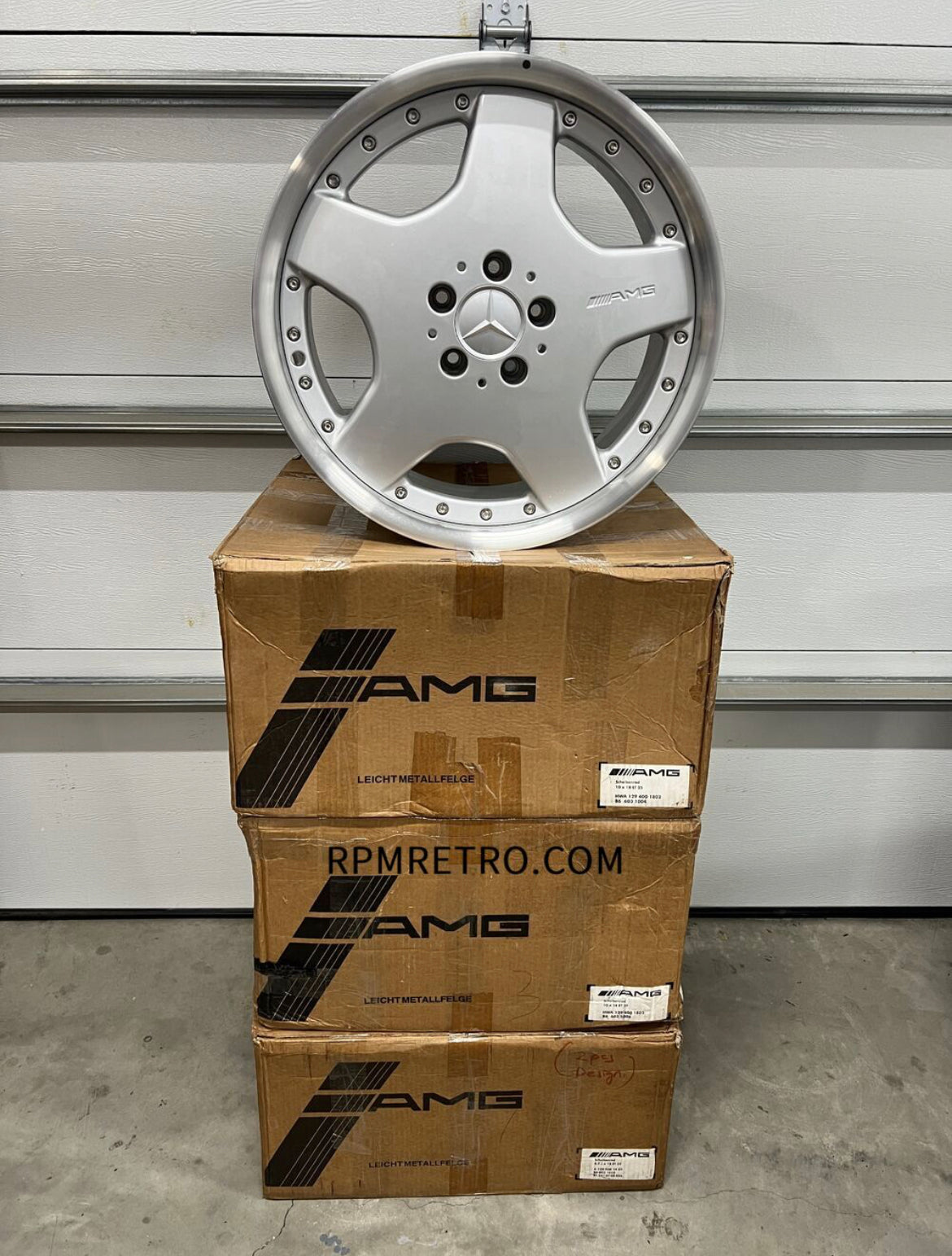 NOS Mercedes Benz 18" AMG 2 Piece Staggered Wheel Set of 4